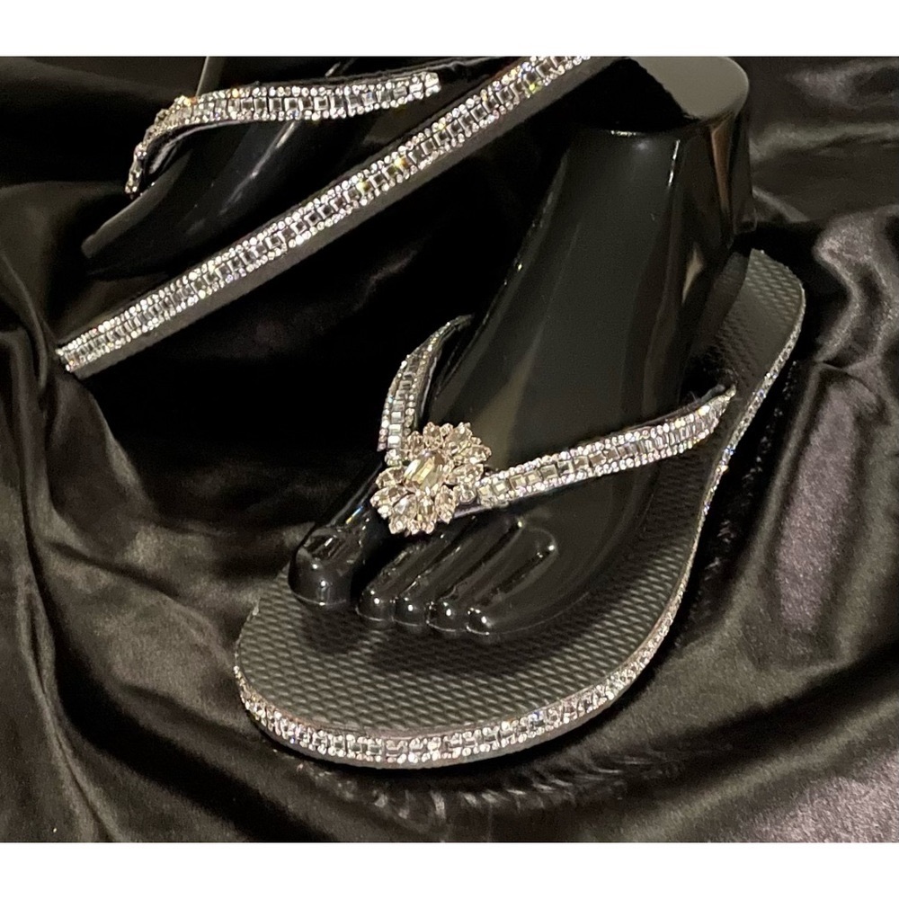 Hand Crafted Shimmering Black Sandals